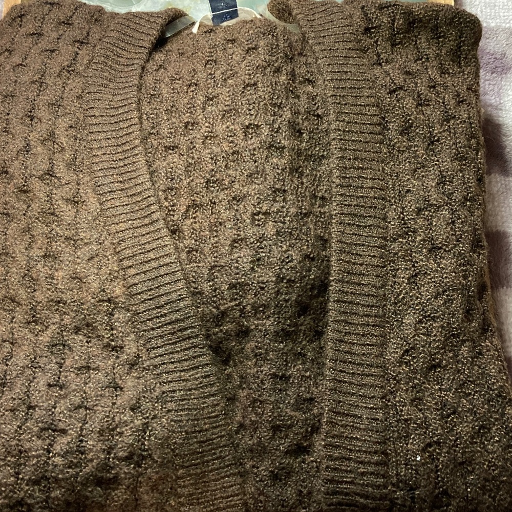 Universal Thread Brown Cable-Knit V-Neck Sweater